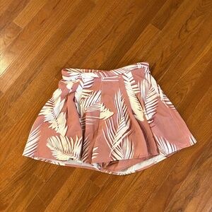 C/MEO Collective Floral Shorts